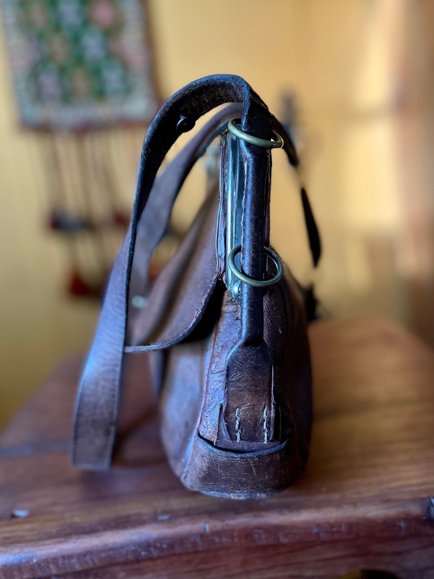 Vintage French Brown Leather Messenger Bag, Brown Leather Bag With Metal Frame, Old French Shoulder Bag, Leather Postal Bag