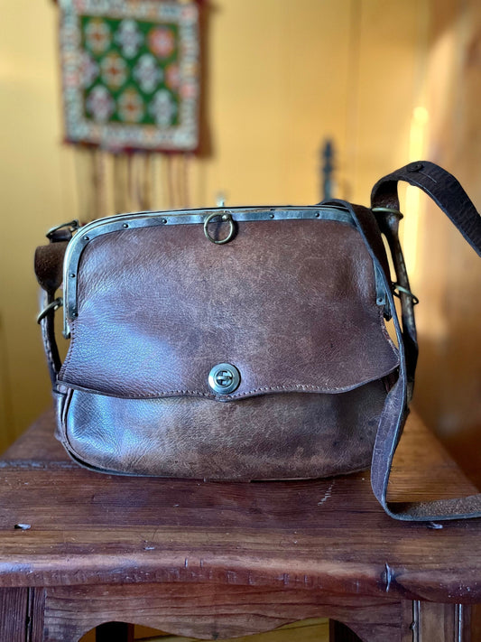 Vintage French Brown Leather Messenger Bag, Brown Leather Bag With Metal Frame, Old French Shoulder Bag, Leather Postal Bag